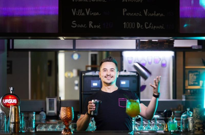 Hotel Moxy Bucharest Old Town Esterno foto