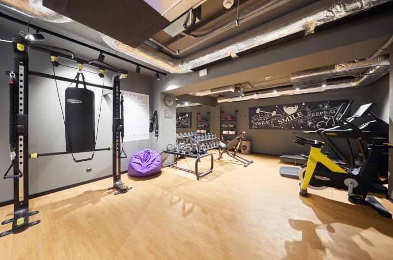 Hotel Moxy Bucharest Old Town Esterno foto