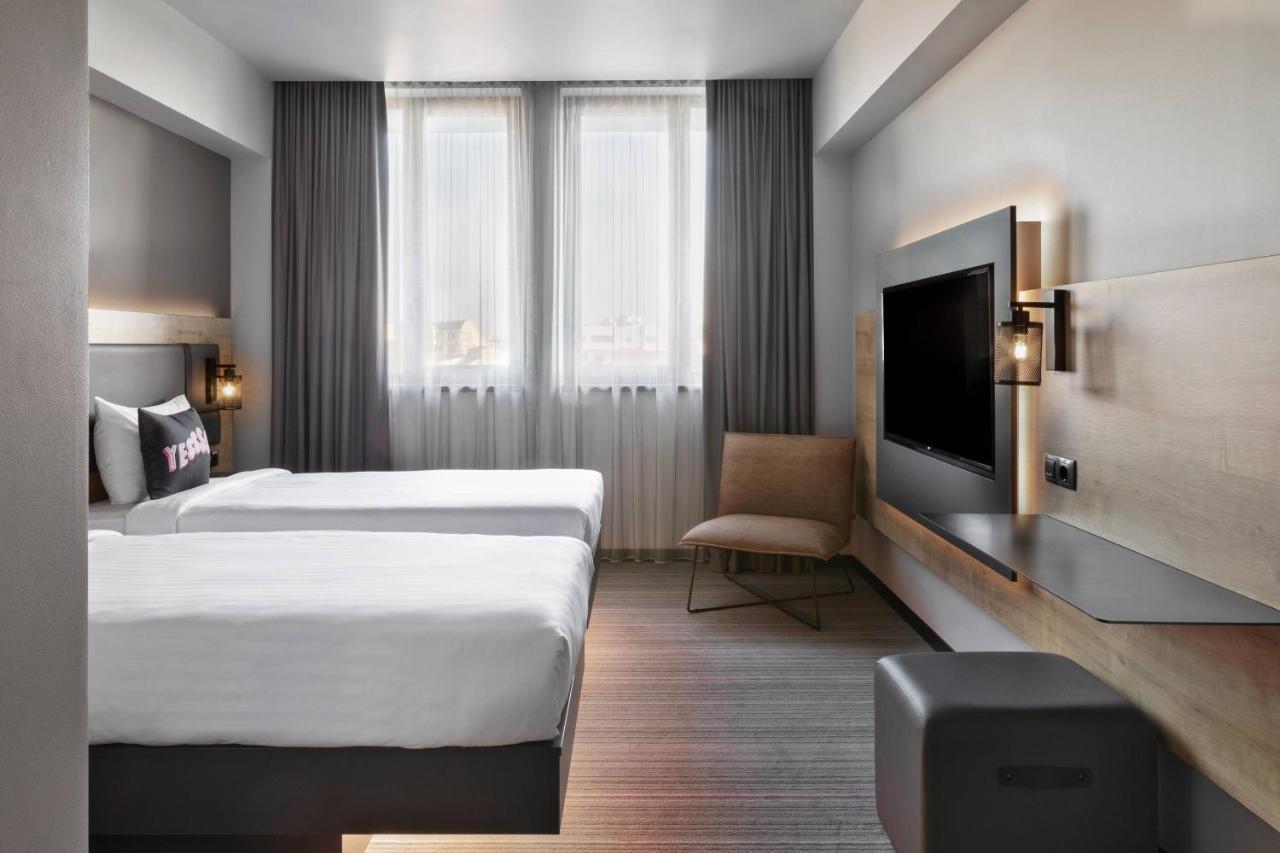 Hotel Moxy Bucharest Old Town Esterno foto