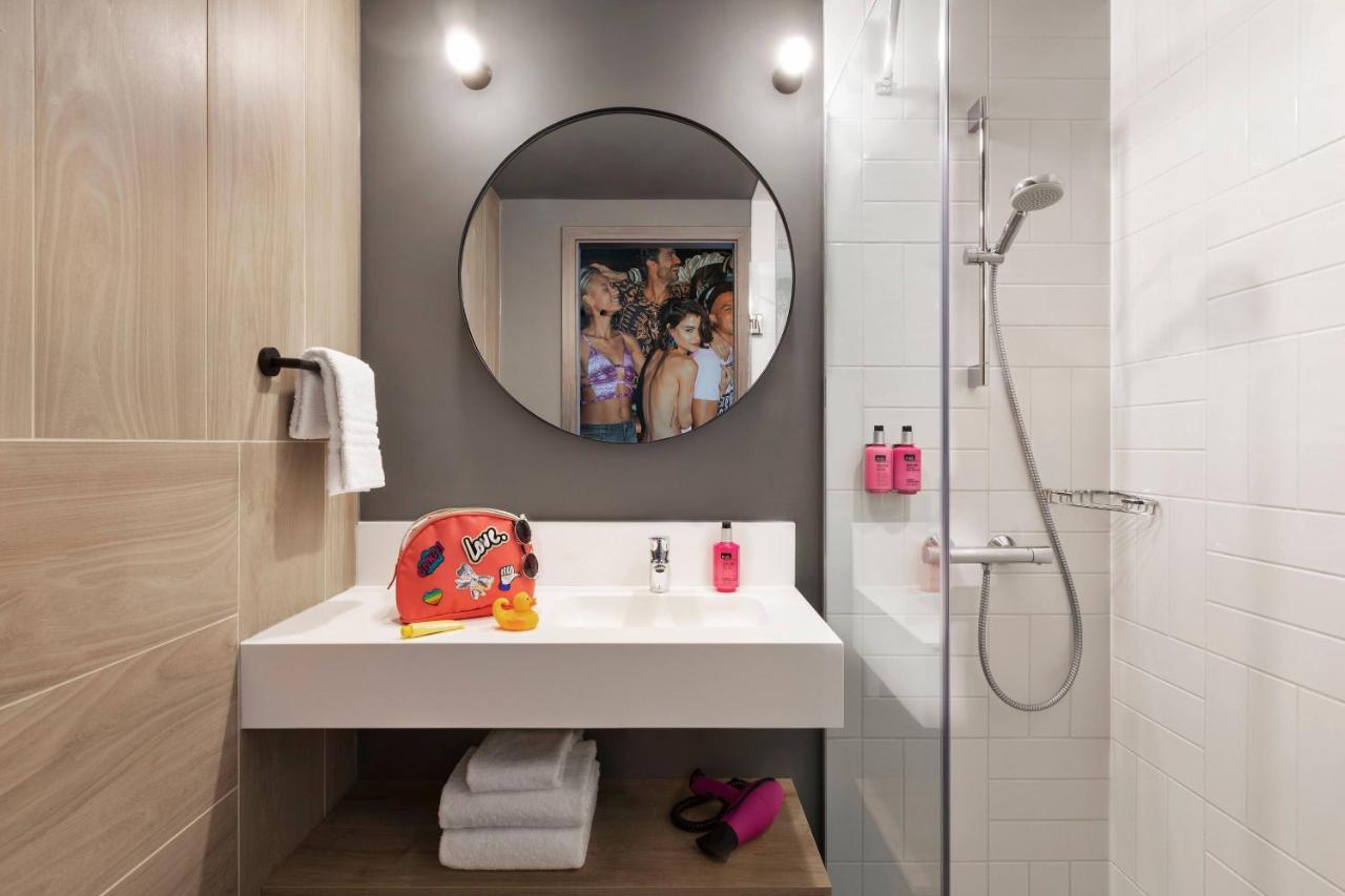 Hotel Moxy Bucharest Old Town Esterno foto