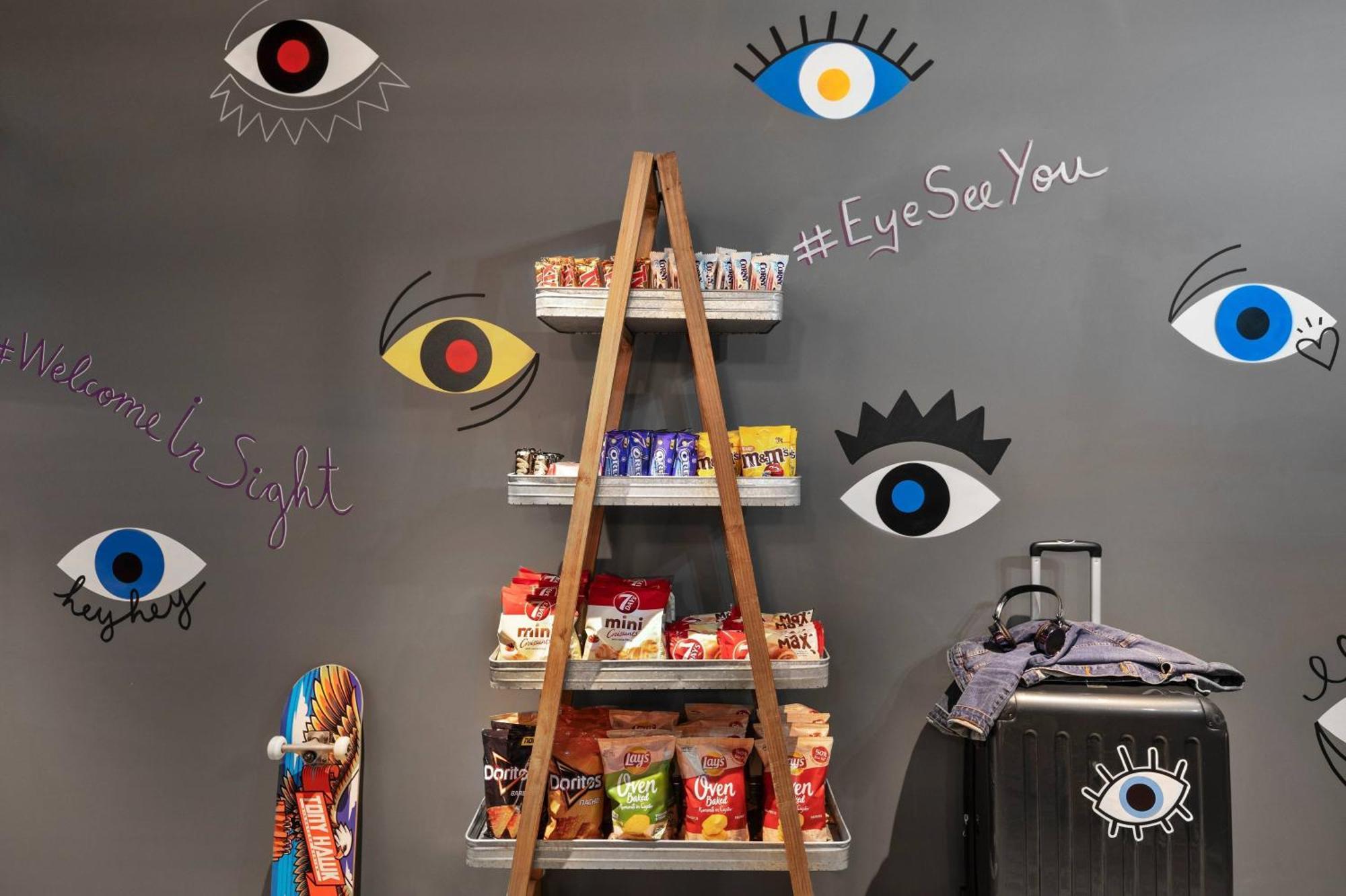 Hotel Moxy Bucharest Old Town Esterno foto